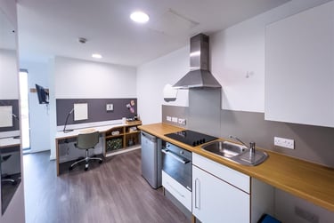 1 bed studio, North Hanover Street, Glasgow, G40PY - Image 1